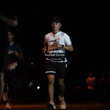 Runner Photo 7631483