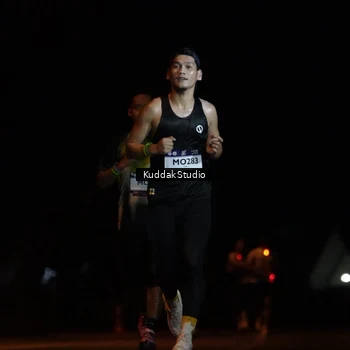 Runner Photo 7631498