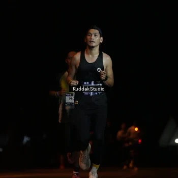 Runner Photo 7631499