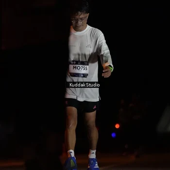 Runner Photo 7631505