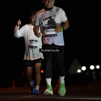 Runner Photo 7631512