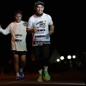 Runner Photo 7631514