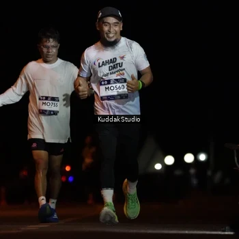 Runner Photo 7631517