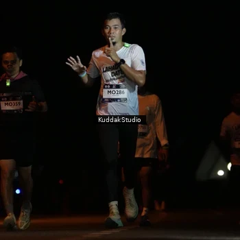 Runner Photo 7631526