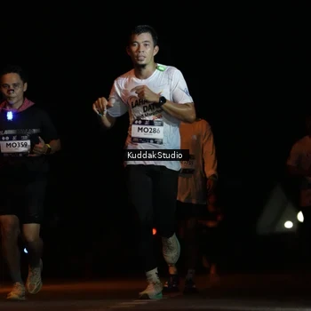 Runner Photo 7631530
