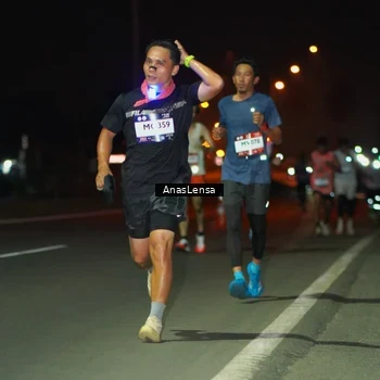 Runner Photo 7631532