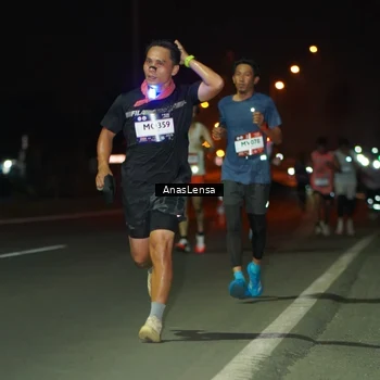 Runner Photo 7631538