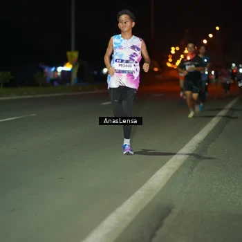 Runner Photo 7631540