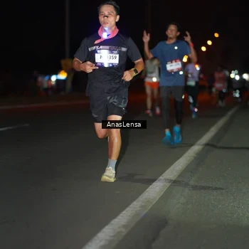 Runner Photo 7631544