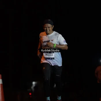 Runner Photo 7631551