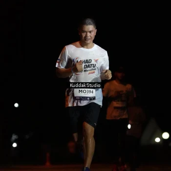 Runner Photo 7631592
