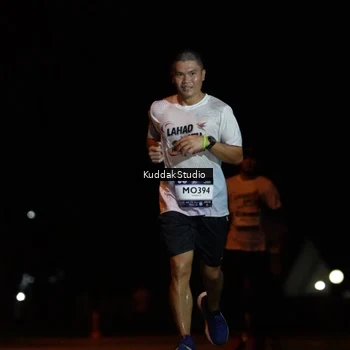 Runner Photo 7631598