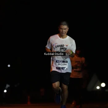 Runner Photo 7631600