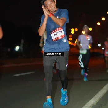 Runner Photo 7631613