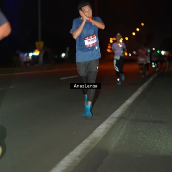 Runner Photo 7631615