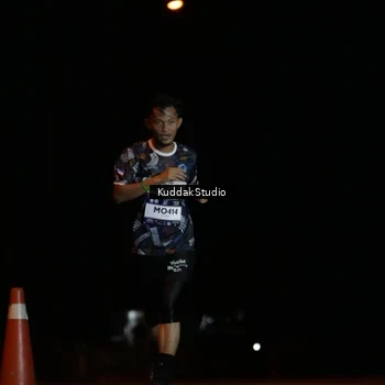 Runner Photo 7631630