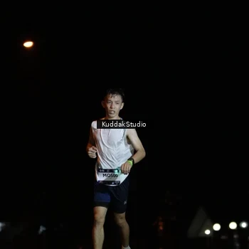 Runner Photo 7631650
