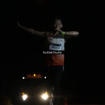 Runner Photo 7631678