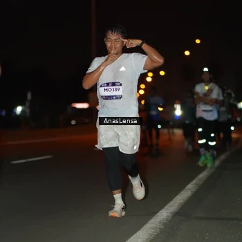 Runner Photo 7631705