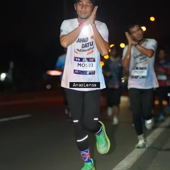 Runner Photo 7631716