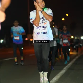 Runner Photo 7631720