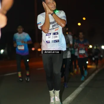 Runner Photo 7631723