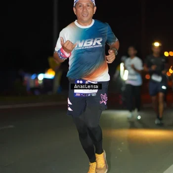 Runner Photo 7631752