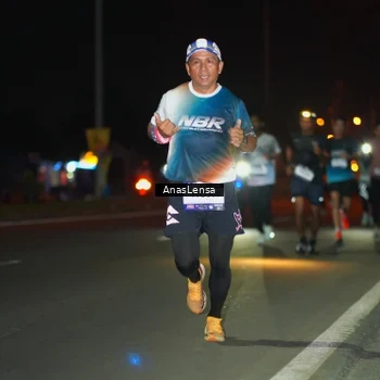 Runner Photo 7631755