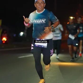 Runner Photo 7631756