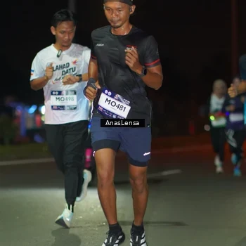 Runner Photo 7631760