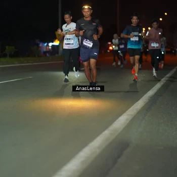 Runner Photo 7631761