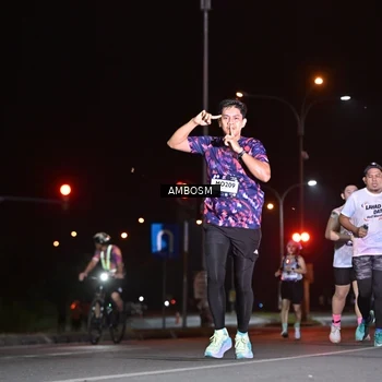 Runner Photo 7631776