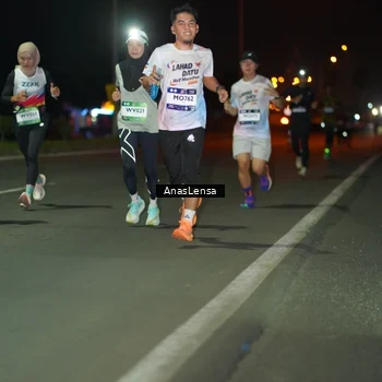 Runner Photo 7631796