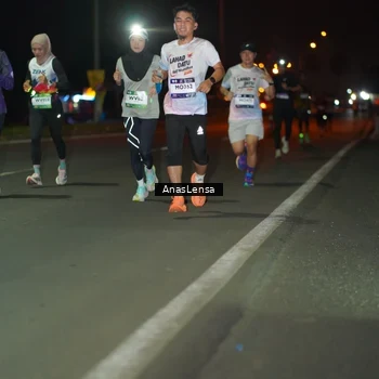 Runner Photo 7631799
