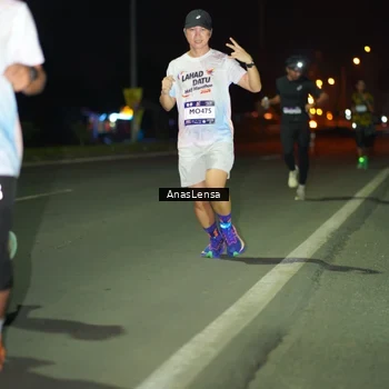 Runner Photo 7631802