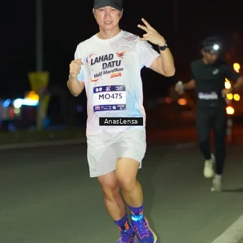 Runner Photo 7631803