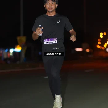 Runner Photo 7631812