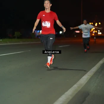 Runner Photo 7631828