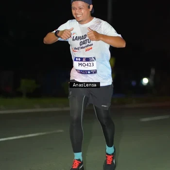 Runner Photo 7631840