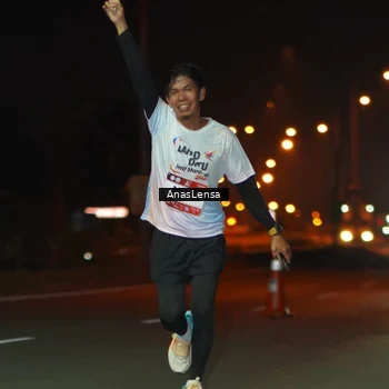 Runner Photo 7631841