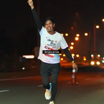Runner Photo 7631842