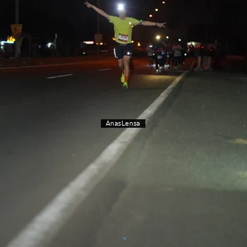 Runner Photo 7631858