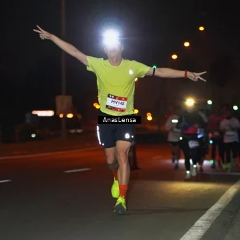 Runner Photo 7631864