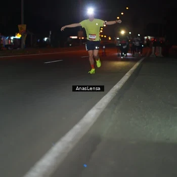 Runner Photo 7631866