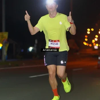 Runner Photo 7631876