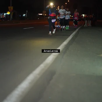 Runner Photo 7631888
