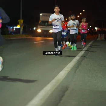 Runner Photo 7631896