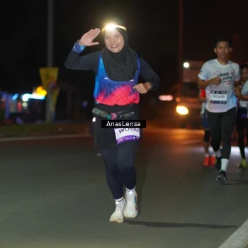 Runner Photo 7631901