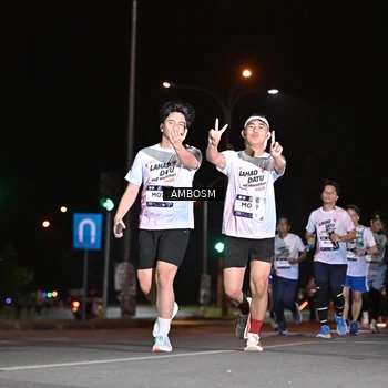 Runner Photo 7631908