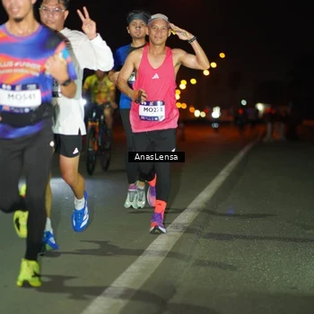 Runner Photo 7631920